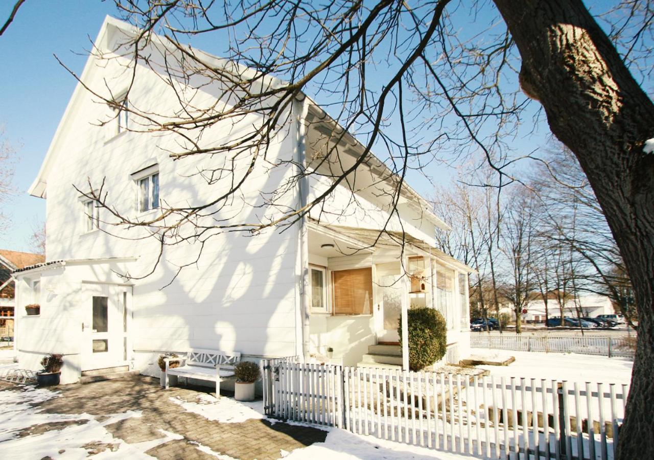 Haus Am Bach - Gemuetliche Pension 阿勒斯豪森 外观 照片