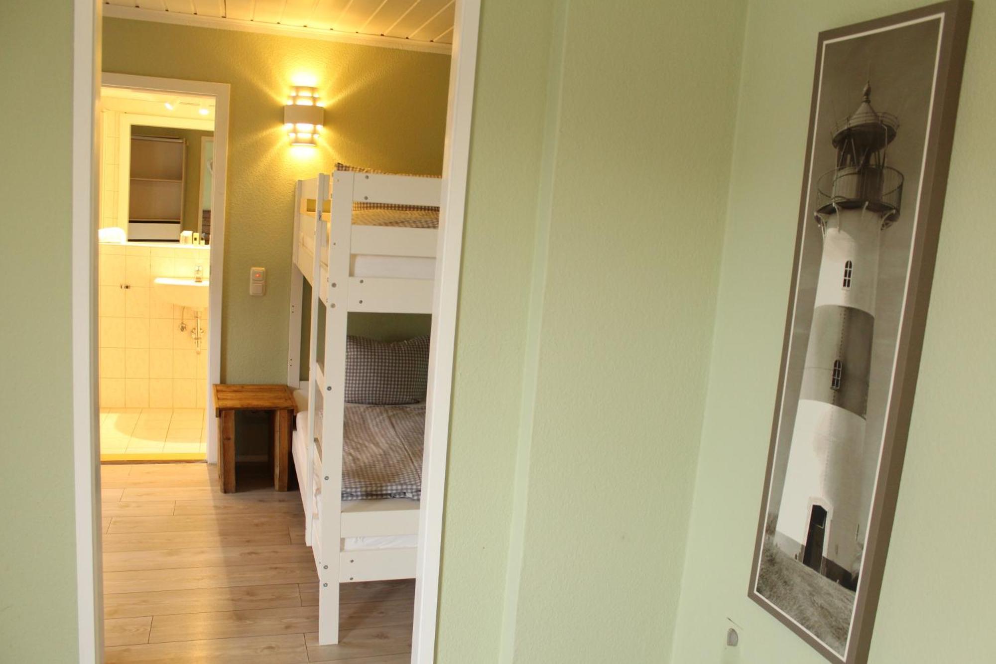 Haus Am Bach - Gemuetliche Pension 阿勒斯豪森 外观 照片