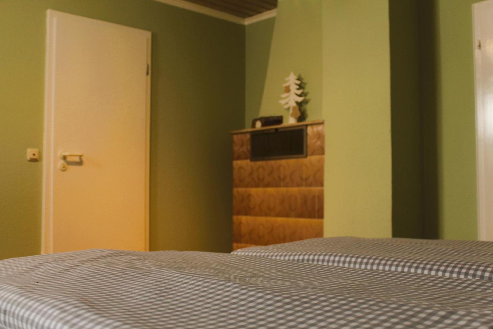 Haus Am Bach - Gemuetliche Pension 阿勒斯豪森 外观 照片
